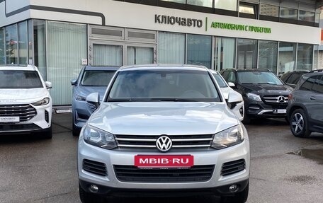 Volkswagen Touareg III, 2012 год, 1 949 000 рублей, 2 фотография