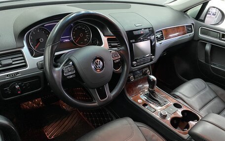 Volkswagen Touareg III, 2012 год, 1 949 000 рублей, 7 фотография