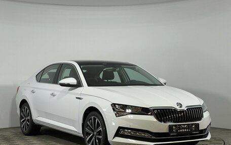 Skoda Superb III рестайлинг, 2024 год, 3 428 915 рублей, 3 фотография