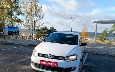 Volkswagen Polo VI (EU Market), 2014 год, 1 000 000 рублей, 1 фотография