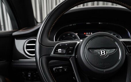 Bentley Bentayga I, 2020 год, 17 299 000 рублей, 15 фотография