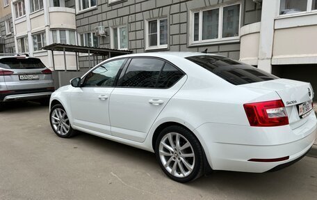 Skoda Octavia, 2020 год, 2 000 000 рублей, 2 фотография