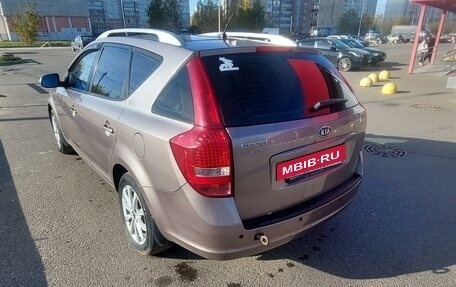 KIA cee'd I рестайлинг, 2011 год, 700 000 рублей, 8 фотография