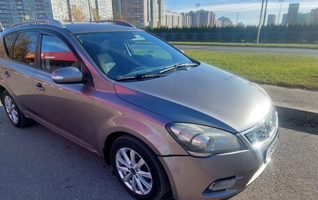 KIA cee'd I рестайлинг, 2011 год, 700 000 рублей, 18 фотография