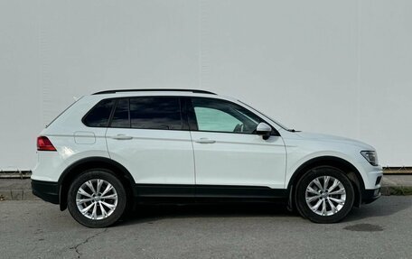 Volkswagen Tiguan II, 2020 год, 3 260 000 рублей, 8 фотография