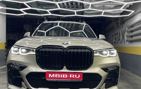 BMW X7, 2019 год, 8 499 680 рублей, 2 фотография