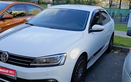 Volkswagen Jetta VI, 2016 год, 1 100 000 рублей, 4 фотография