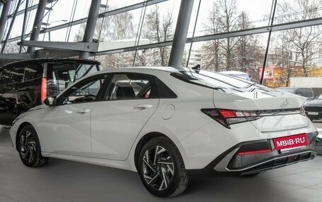 Hyundai Elantra, 2023 год, 2 440 000 рублей, 6 фотография