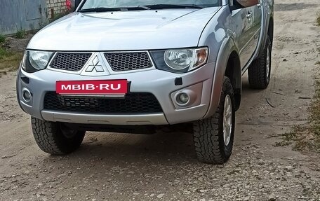 Mitsubishi L200 IV рестайлинг, 2011 год, 1 450 000 рублей, 7 фотография