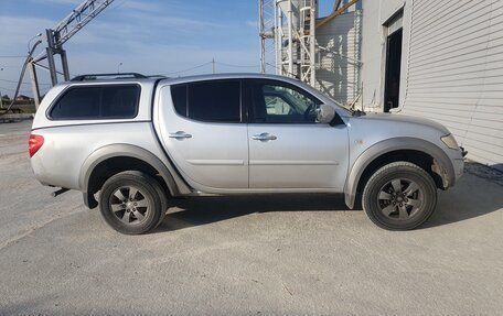 Mitsubishi L200 IV рестайлинг, 2010 год, 1 490 000 рублей, 2 фотография