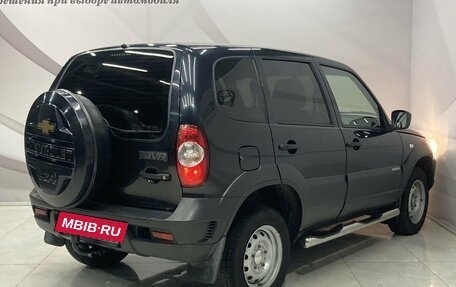 Chevrolet Niva I рестайлинг, 2018 год, 1 100 000 рублей, 7 фотография