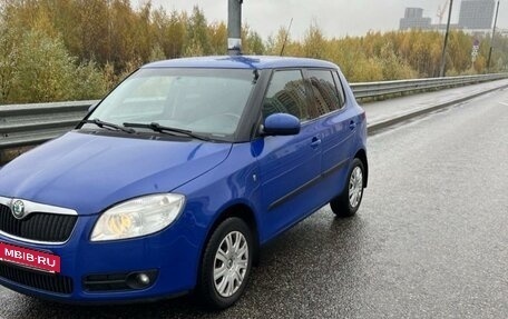 Skoda Fabia II, 2009 год, 455 000 рублей, 1 фотография