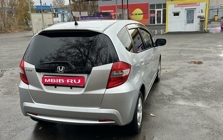 Honda Fit III, 2012 год, 930 000 рублей, 6 фотография