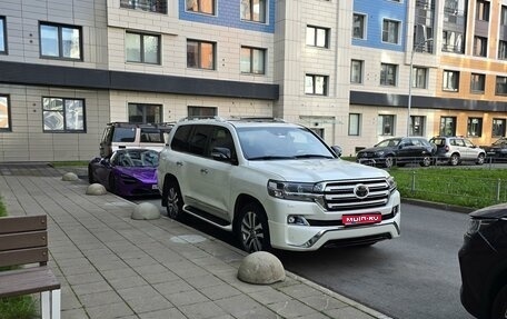 Toyota Land Cruiser 200, 2016 год, 6 900 000 рублей, 1 фотография