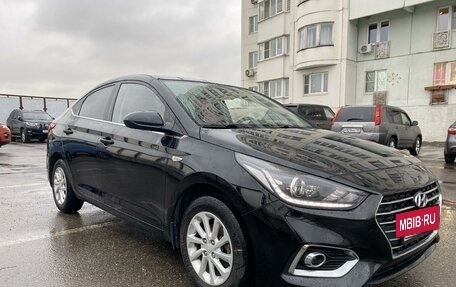 Hyundai Solaris II рестайлинг, 2017 год, 1 600 000 рублей, 2 фотография