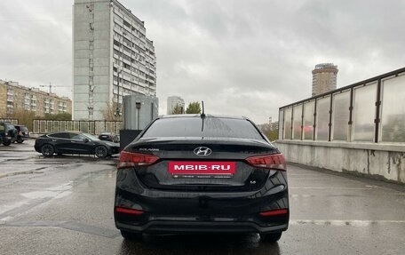 Hyundai Solaris II рестайлинг, 2017 год, 1 600 000 рублей, 8 фотография