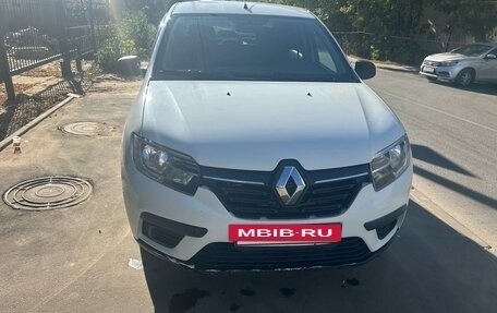 Renault Logan II, 2019 год, 450 000 рублей, 2 фотография