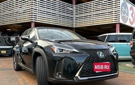 Lexus UX I, 2020 год, 3 600 000 рублей, 2 фотография