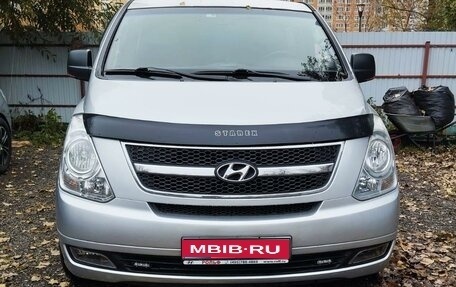 Hyundai Grand Starex Grand Starex I рестайлинг 2, 2008 год, 1 500 000 рублей, 1 фотография