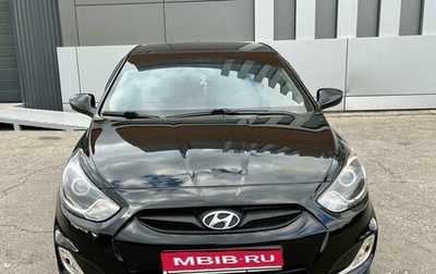 Hyundai Solaris II рестайлинг, 2011 год, 750 000 рублей, 1 фотография