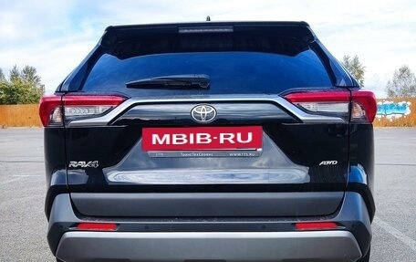 Toyota RAV4, 2020 год, 3 100 000 рублей, 6 фотография