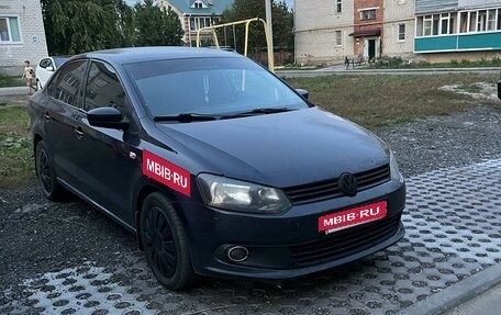 Volkswagen Polo VI (EU Market), 2012 год, 650 000 рублей, 2 фотография