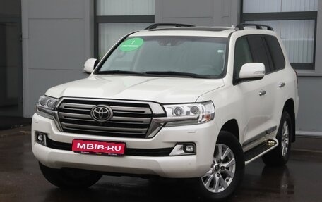 Toyota Land Cruiser 200, 2016 год, 5 999 000 рублей, 1 фотография