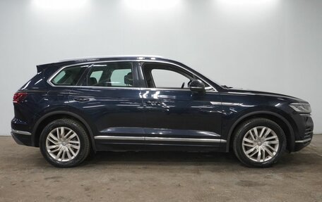 Volkswagen Touareg III, 2019 год, 4 620 000 рублей, 4 фотография