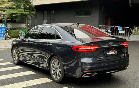 Ford Taurus VI рестайлинг, 2019 год, 2 800 000 рублей, 4 фотография