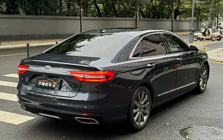 Ford Taurus VI рестайлинг, 2019 год, 2 800 000 рублей, 2 фотография