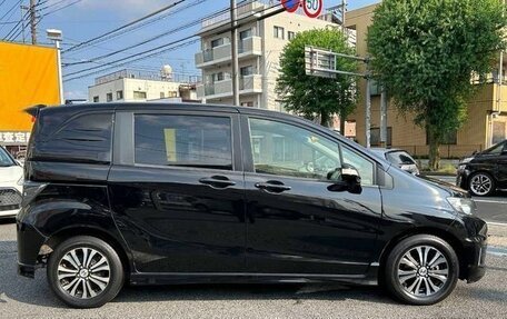 Honda Freed I, 2016 год, 890 000 рублей, 4 фотография