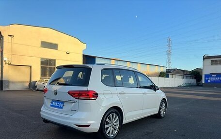 Volkswagen Sharan II, 2021 год, 2 230 000 рублей, 4 фотография