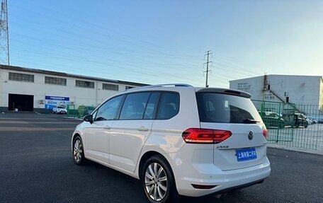 Volkswagen Sharan II, 2021 год, 2 230 000 рублей, 6 фотография