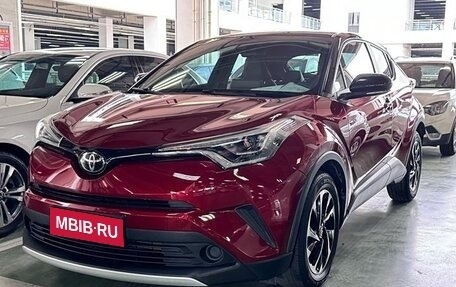 Toyota C-HR I рестайлинг, 2021 год, 1 860 000 рублей, 1 фотография