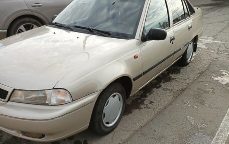 Daewoo Nexia I рестайлинг, 1999 год, 170 000 рублей, 2 фотография