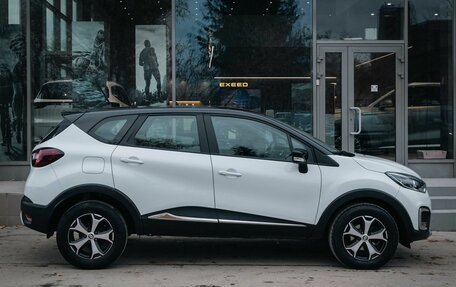 Renault Kaptur I рестайлинг, 2021 год, 1 699 000 рублей, 6 фотография