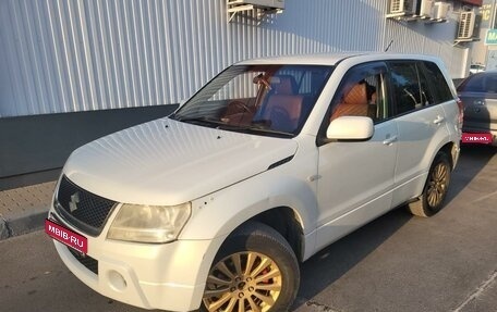 Suzuki Escudo III, 2005 год, 780 000 рублей, 1 фотография