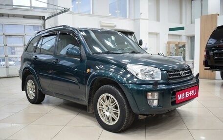 Toyota RAV4, 2002 год, 630 000 рублей, 3 фотография