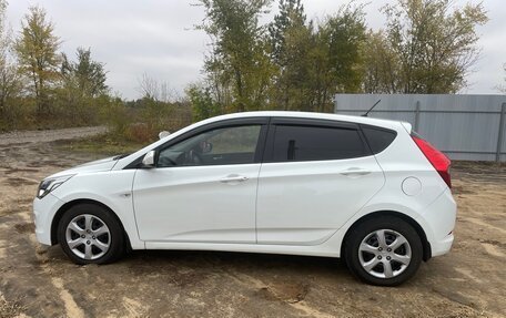 Hyundai Solaris II рестайлинг, 2015 год, 1 190 000 рублей, 3 фотография