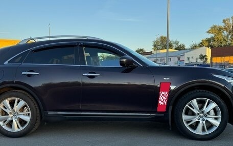 Infiniti QX70, 2013 год, 2 150 000 рублей, 5 фотография