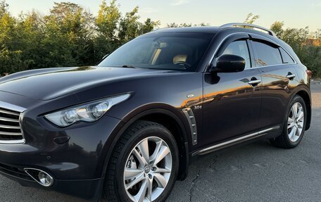 Infiniti QX70, 2013 год, 2 150 000 рублей, 11 фотография