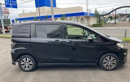 Honda Freed I, 2014 год, 1 150 222 рублей, 3 фотография