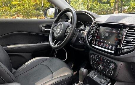 Jeep Compass II, 2019 год, 1 666 000 рублей, 8 фотография