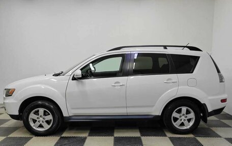 Mitsubishi Outlander III рестайлинг 3, 2010 год, 1 290 000 рублей, 8 фотография