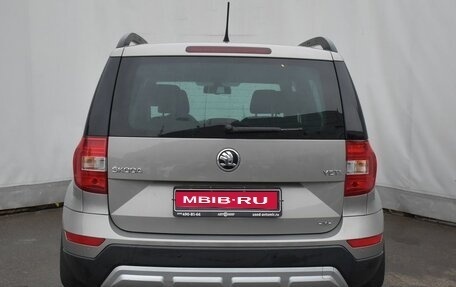 Skoda Yeti I рестайлинг, 2015 год, 1 239 000 рублей, 5 фотография