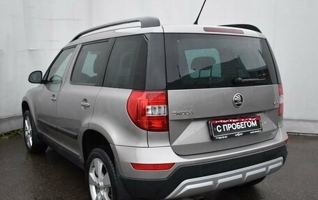 Skoda Yeti I рестайлинг, 2015 год, 1 239 000 рублей, 6 фотография