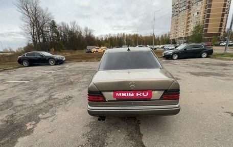 Mercedes-Benz W124, 1990 год, 499 999 рублей, 3 фотография