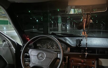 Mercedes-Benz W124, 1990 год, 499 999 рублей, 14 фотография