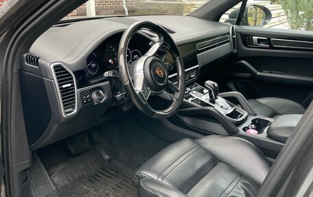 Porsche Cayenne III, 2018 год, 6 700 000 рублей, 10 фотография