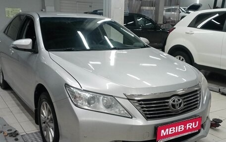 Toyota Camry, 2013 год, 1 581 000 рублей, 1 фотография